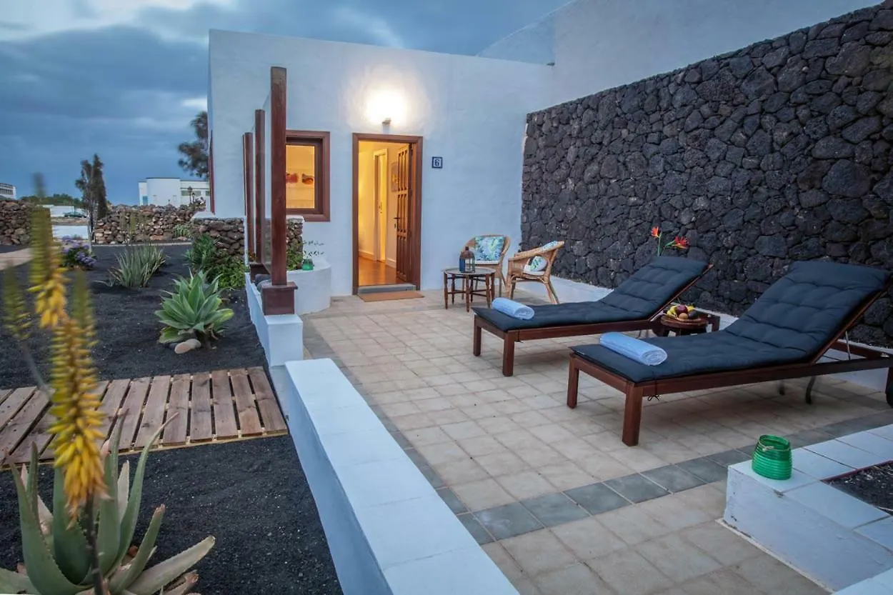 Los Lirios Hotel Rural - Adults Only Tías 3*,