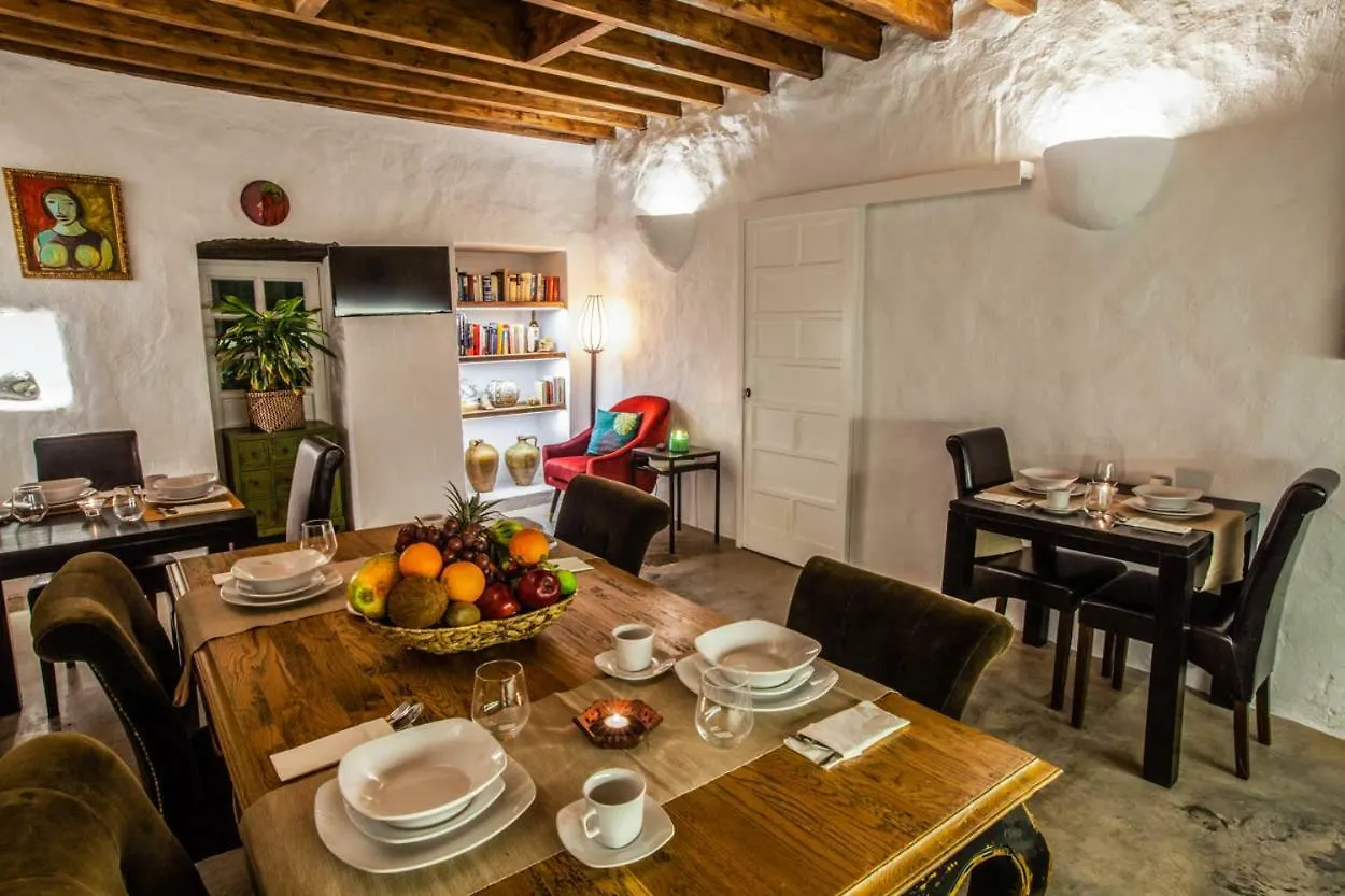 Los Lirios Hotel Rural - Adults Only 티아즈